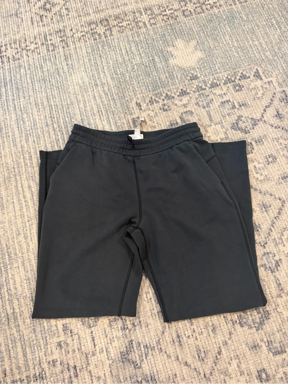 Lululemon Black/ Grey Sweatpants size 10